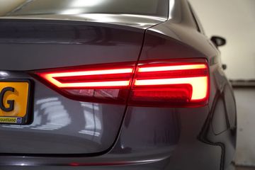 Voertuigafbeelding 31