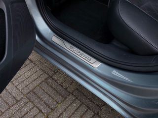 Voertuigafbeelding 32