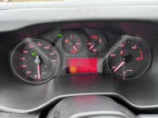 Voertuigafbeelding 8