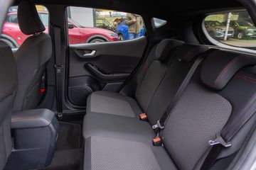 Voertuigafbeelding 13