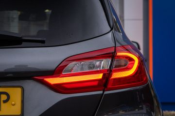 Voertuigafbeelding 9