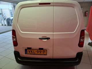 Voertuigafbeelding 4