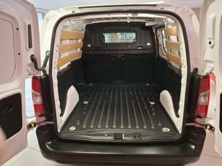 Voertuigafbeelding 5