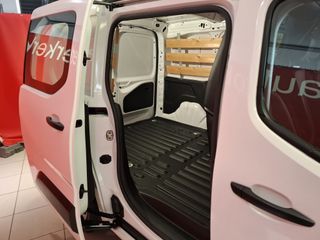 Voertuigafbeelding 7