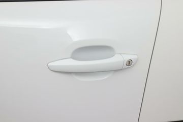 Voertuigafbeelding 35