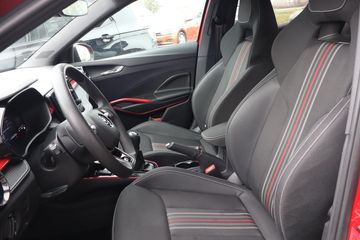 Voertuigafbeelding 4