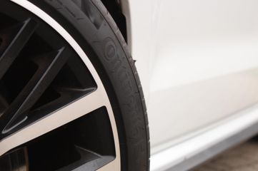 Voertuigafbeelding 16