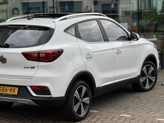 Voertuigafbeelding 5