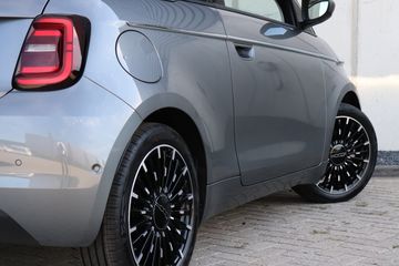 Voertuigafbeelding 6