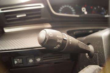 Voertuigafbeelding 15