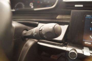 Voertuigafbeelding 16