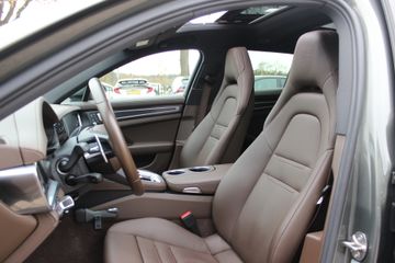 Voertuigafbeelding 3