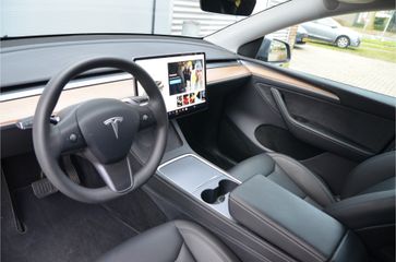 Voertuigafbeelding 9