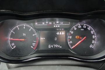 Voertuigafbeelding 16