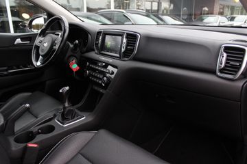 Voertuigafbeelding 12