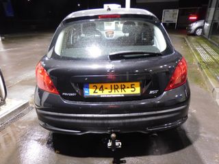 Voertuigafbeelding 2