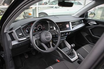 Voertuigafbeelding 9