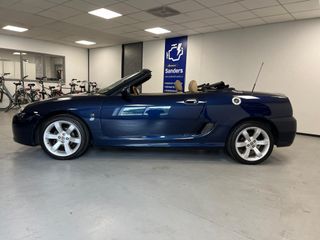 Voertuigafbeelding 5