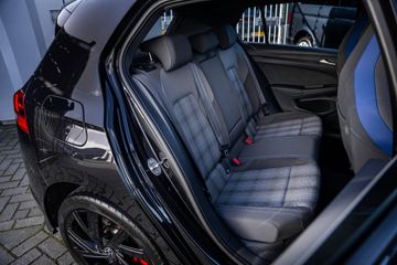 Voertuigafbeelding 75