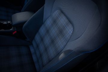 Voertuigafbeelding 76