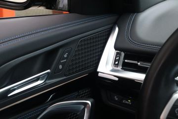 Voertuigafbeelding 33