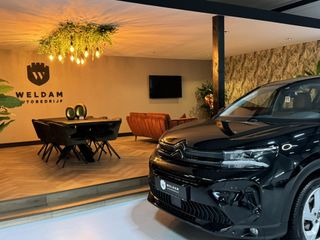 Voertuigafbeelding 9