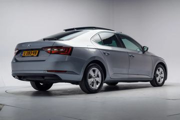 Voertuigafbeelding 37