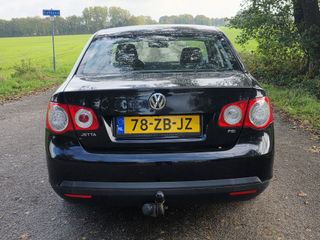 Voertuigafbeelding 6