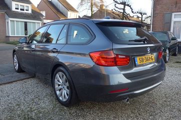 Voertuigafbeelding 4