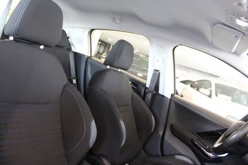 Voertuigafbeelding 8