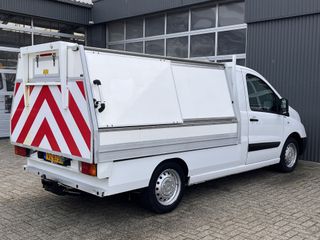 Voertuigafbeelding 16