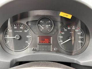 Voertuigafbeelding 32