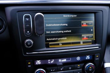 Voertuigafbeelding 16