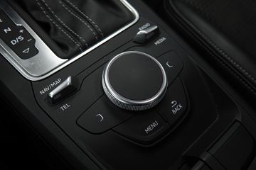 Voertuigafbeelding 18