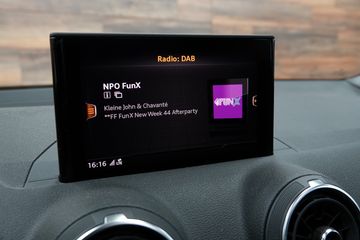 Voertuigafbeelding 24