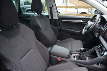 Voertuigafbeelding 2