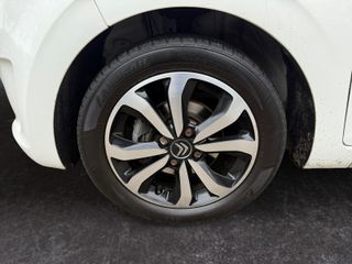 Voertuigafbeelding 15