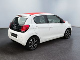 Voertuigafbeelding 4