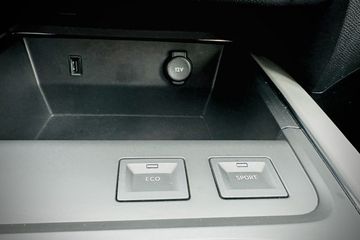 Voertuigafbeelding 26