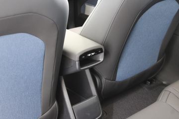 Voertuigafbeelding 44