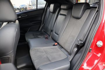 Voertuigafbeelding 16