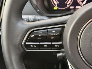 Voertuigafbeelding 11