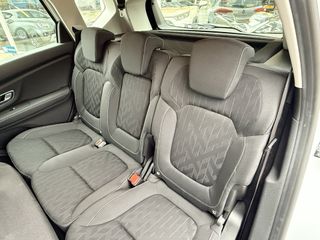 Voertuigafbeelding 77