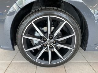 Voertuigafbeelding 12