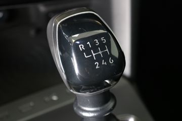 Voertuigafbeelding 42