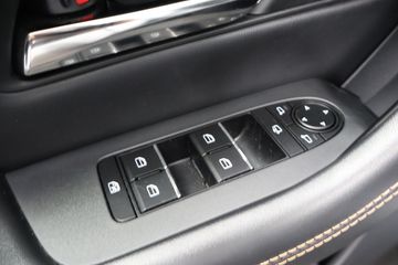 Voertuigafbeelding 10