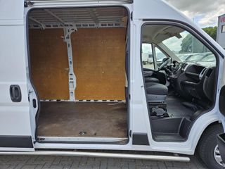 Voertuigafbeelding 11