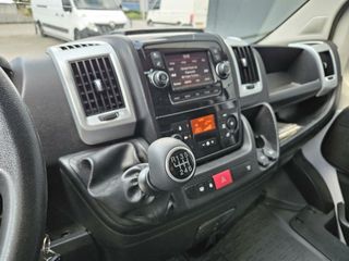 Voertuigafbeelding 37