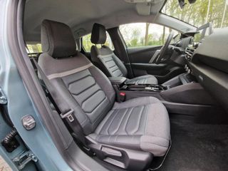 Voertuigafbeelding 4