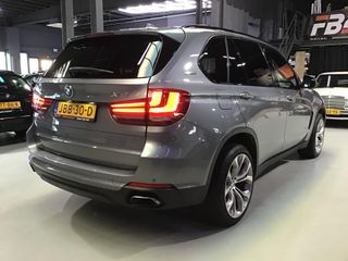 Voertuigafbeelding 9